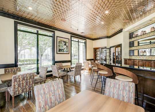 Community dining area at Woodland Park, Herndon, VA
