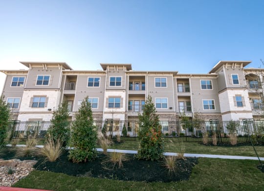 Green Outdoor at Cue Luxury Apartments, Cypress, Texas