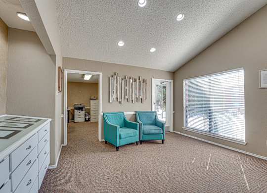 Brightly-lit Living Area at Bardin Oaks Apartments, Arlington, TX, 76018