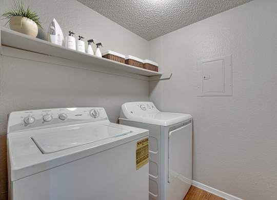 White Washing Machine at Bardin Oaks Apartments, Texas, 76018