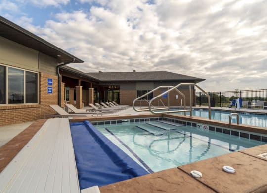 Hot tub and swimming pool at 360 at Jordan West best new apartments West Des Moines IA 50266