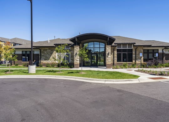Ascend at Woodbury new luxury apartments for rent in south Woodbury, MN,