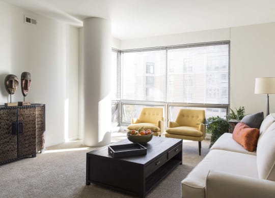 Interiors-Midtown-Crossing-Apartments-Omaha-NE-one-bedroom-apartment