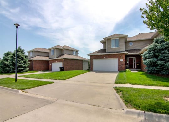 Exteriors-Outside View of Cascade Pines Duplex in Lincoln NE