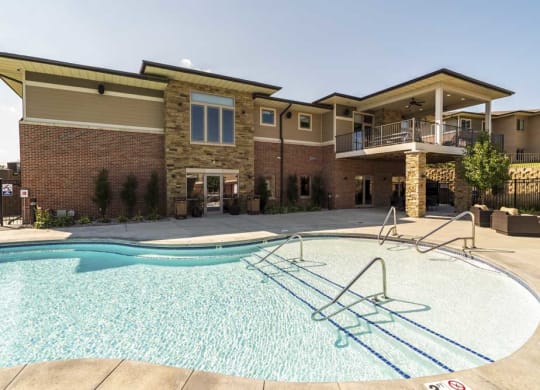 Resort-style pool at Villas of Omaha in northwest Omaha NE 68116