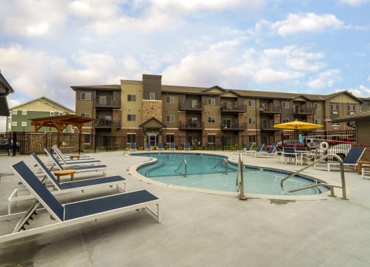 Luxury pool and hot tub view of WH Flats new luxury apartments in south Lincoln NE 68516