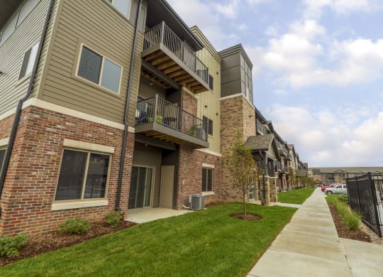 Exterior - WH Flats new luxury apartments in south Lincoln NE 68516