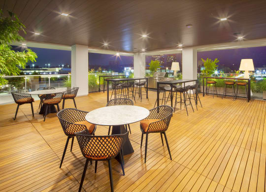 a restaurant or other place to eat on the roof of a building