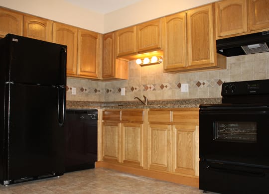 Crown Ridge Kitchen area at Crown Ridge Apartments, Ohio, 45005