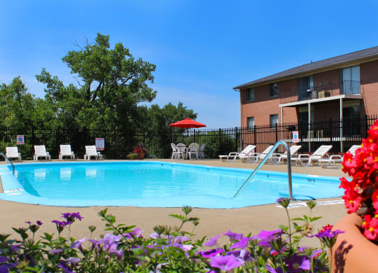 Crown Ridge Swimming Pool at Crown Ridge Apartments, Franklin, OH