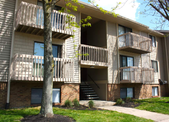 Back Exterior View at Forest Creek Apartments, Middletown, Ohio