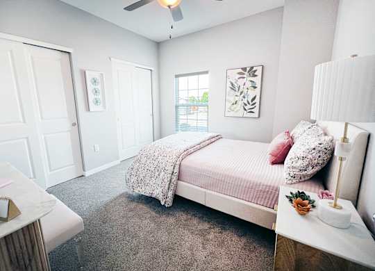 Bedroom with Closet at Hebron Station Apartments, Hebron, 41048