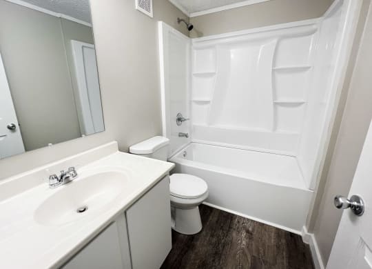 renovate bathrom at Wentworth Estates Apartments, Florence, KY