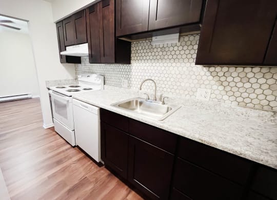 a kitchen at Concord Woods Apartments, Milford, OH, 45150