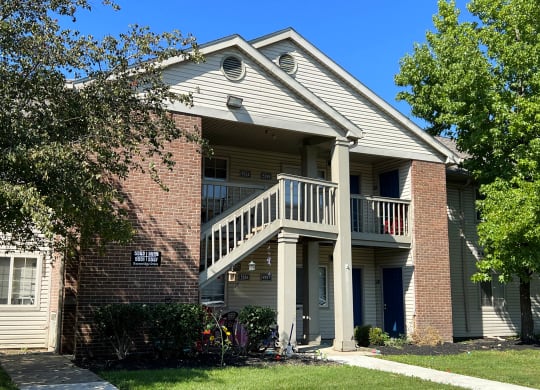 Back Side View at Eagle Crest Apartments, Galloway, OH