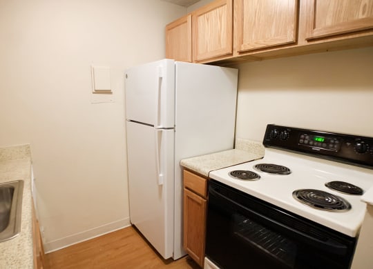 Fully Furnished Kitchen at Summit East - A Senior Community, Ohio, 45237