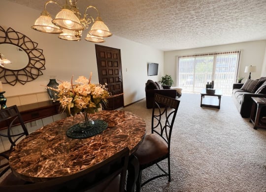 Dining Space  at Crestbrook Apartments & Townhomes, Crescent Spring, KY, 41017
