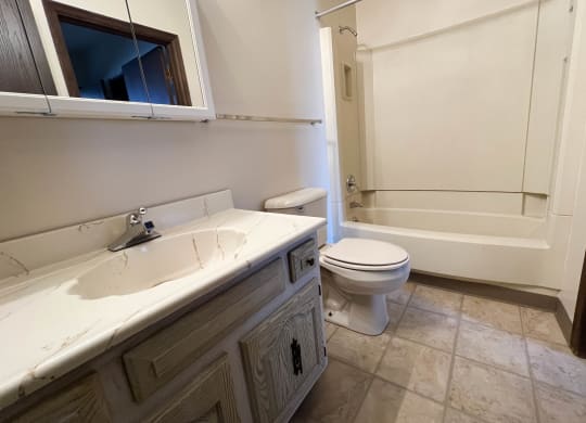 Bathroom With Bathtub  at Crestbrook Apartments & Townhomes, Kentucky, 41017