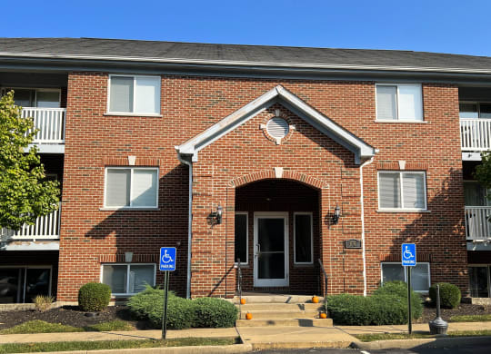 Front Exterior at Walton Ridge Apartments, Walton
