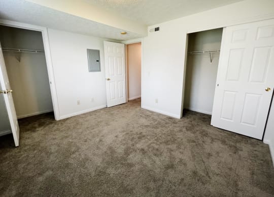 Bedroom With Closets at Walton Ridge Apartments, Walton