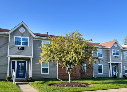 Building Exterior at Steeplechase Apartments, Loveland, 45140