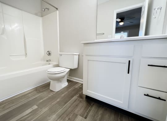 Bathroom With Bathtub at Hartland Place, Kentucky, 40517