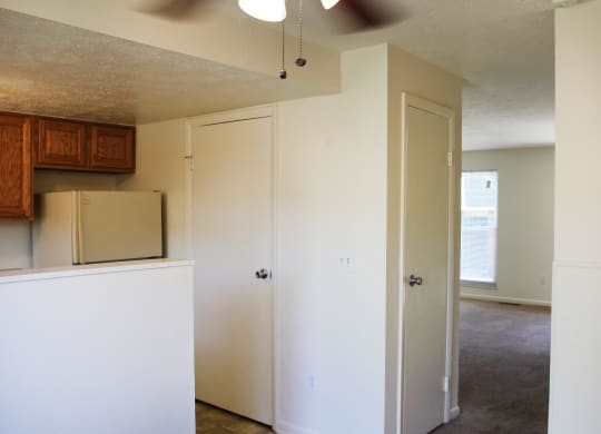 Room entry at Miamisburg by the Mall, Miamisburg, OH