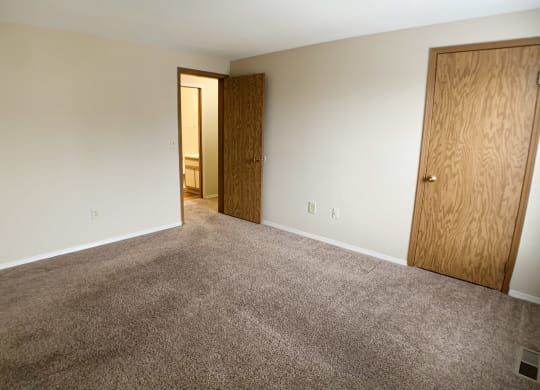 Unfurnished Bedroom at Woodhills Apartments, West Carrollton, 45449