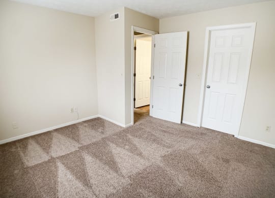 Carpeted Bedroom at Forest Creek Apartments, Middletown, Ohio