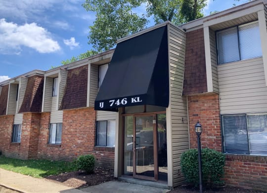 Exterior at East Pointe Apartments, Cincinnati, Ohio