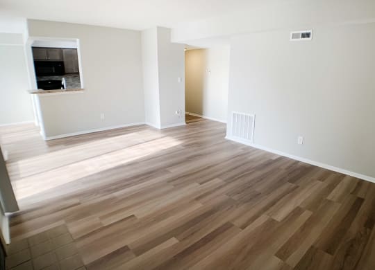 Living Room at Steeplechase Apartments, Ohio