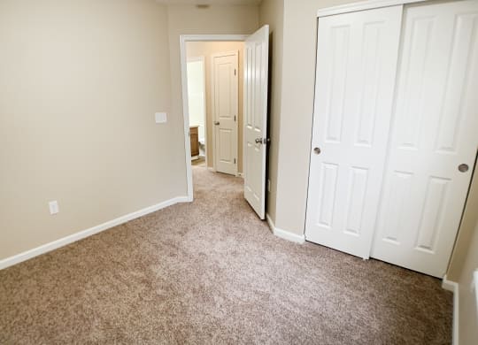 Master Carpeting at The Residences at Liberty Crossing, Columbus
