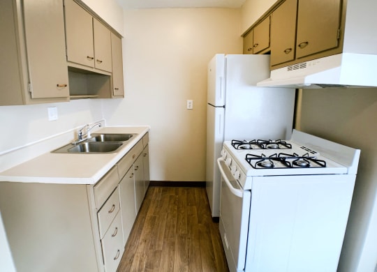 Kitchen area at Sharondale Woods Apartments, Cincinnati, OH