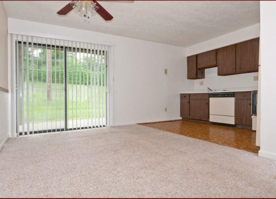 Living Room With Kitchen at East Pointe Apartments, Cincinnati, OH