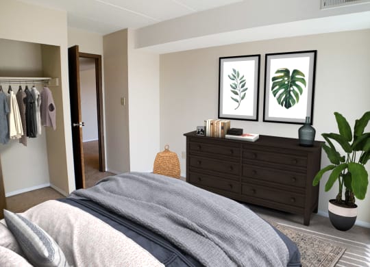 Indian Lookout Bedroom at Indian Lookout Apartments, Cincinnati, 45238