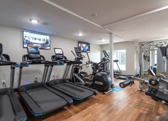 Apartment for rent near Culver City with fitness center cardio