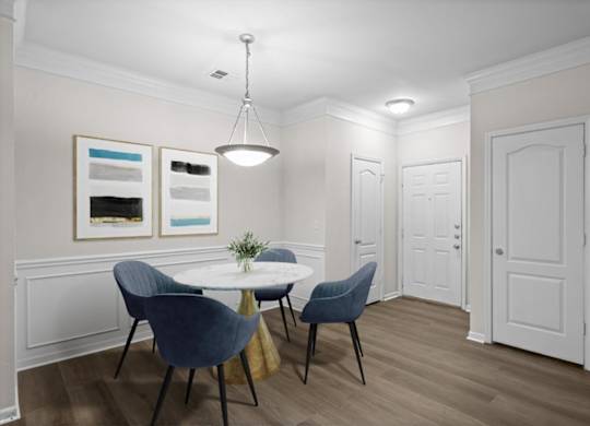 Dining area at Wynnewood Farms Apartments, Overland Park, KS, 66209