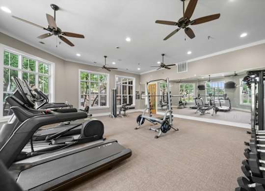 Gym at Stonepost Lakeside Apartment Homes, Kansas, 66062