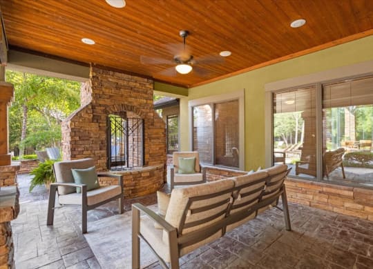 Outdoor Lounge at Deer Creek Apartment Homes