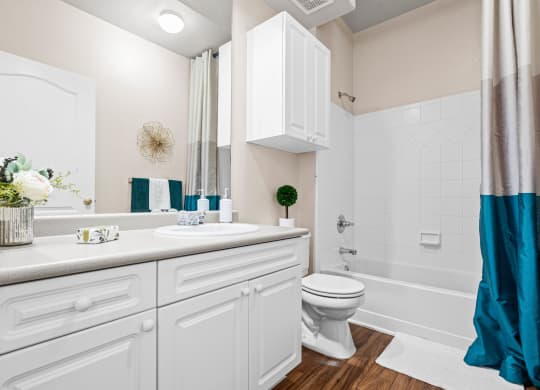 create memories that last a lifetime in your new home at Creekside, Overland Park, Kansas