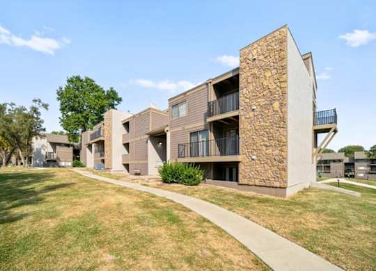 Walkway at Bremerton Park Apartment Homes , Prairie Village, 66204