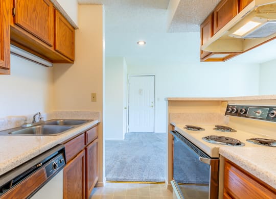 Kitchen gallery at Coventry Oaks Apartments, Overland Park, KS, 66214
