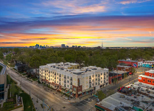 Skyline Views at West 39th Street Apartments, Missouri, 64111