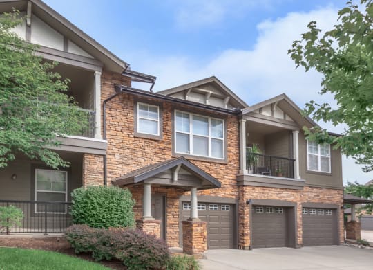 Garages Available at Deer Creek, Kansas, 66213