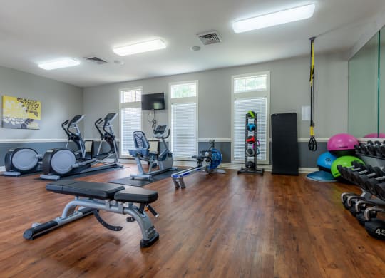 Fitness center area at Stonebriar Woods Apartments, Overland Park, Kansas