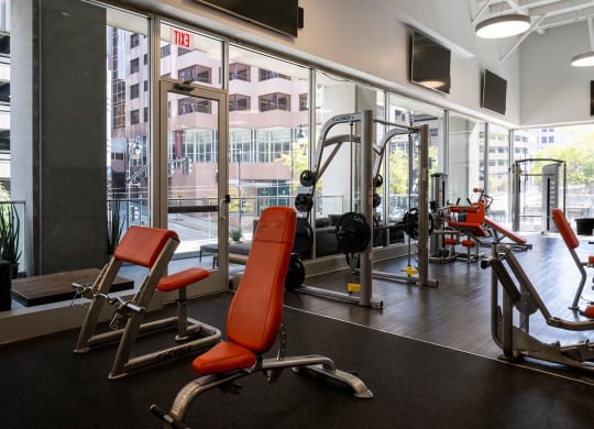fitness center at Sky on Main in Kansas City, MO