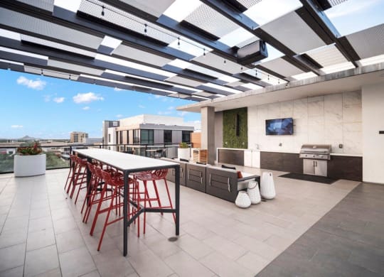 Outdoor Seating Apartment North Scottsdale