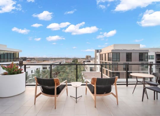 Outdoor Seating Apartment North Scottsdale