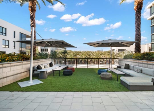 Outdoor Seating Apartment North Scottsdale