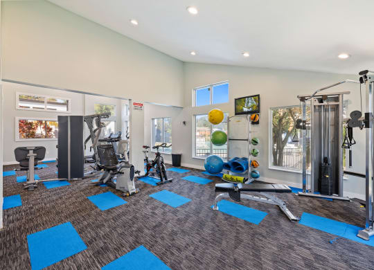 the preserve at ballantyne commons fitness room with exercise equipment